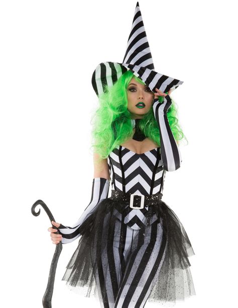 Betle witch costume